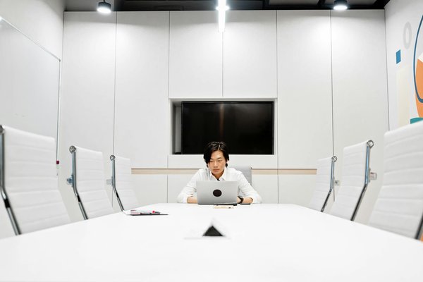 Crucial Insurance Insights for UK Adventure Sports Businesses: Your Ultimate Resource Guide!